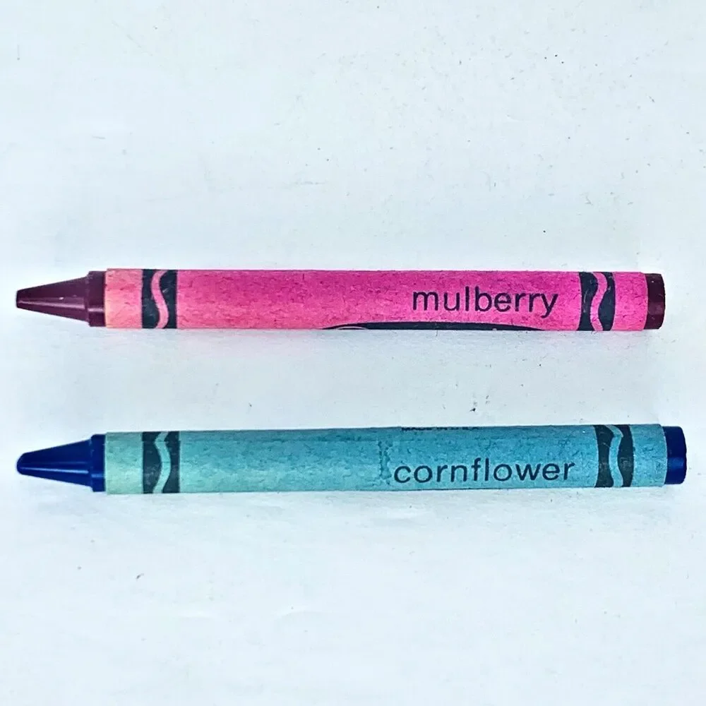 Vintage Crayola Crayons 64 Built-In Sharpener Binney Smith - 10 Retired‎ Colors!